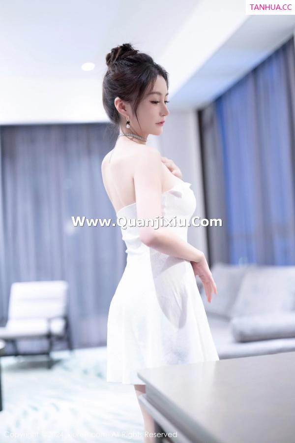   [XiuRen]高清写真图 2024.01.08 No.7927 唐宁宁 美腿妩媚第5张图片
